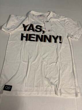 Queer Eye Yas Henny Graphic T-Shirt White Medium New with Tags